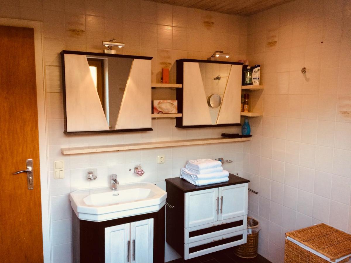Charmantes Garten-Apartment: Erholung Im Chiemgau ウンターヴォッセン エクステリア 写真