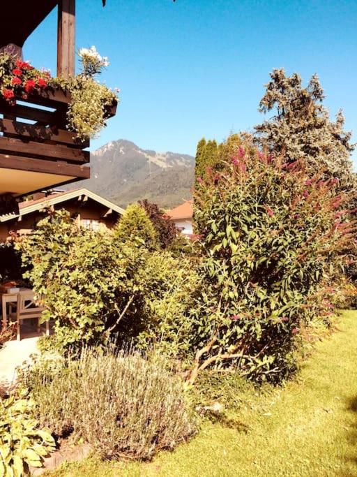 Charmantes Garten-Apartment: Erholung Im Chiemgau ウンターヴォッセン エクステリア 写真